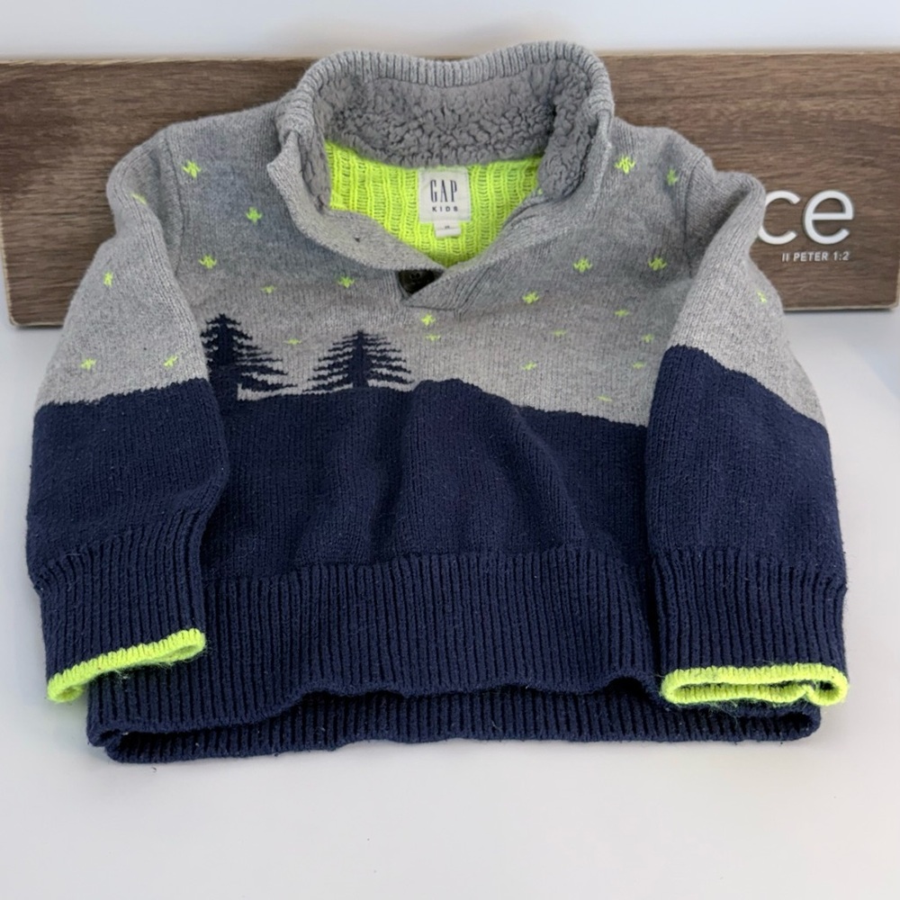 GAP Gray and Blue Knit Sweater with Bright Accents sz XS